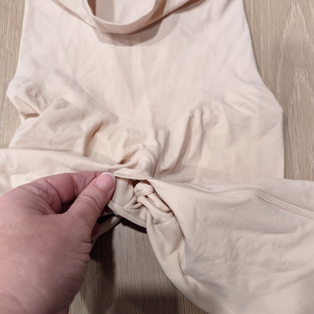 Cream Shapewear - Picture 4 of 5
